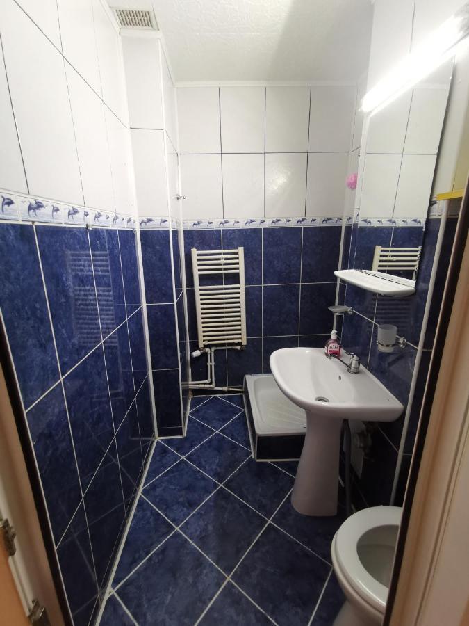 Confortable Cozy Apt Bukarest Kültér fotó